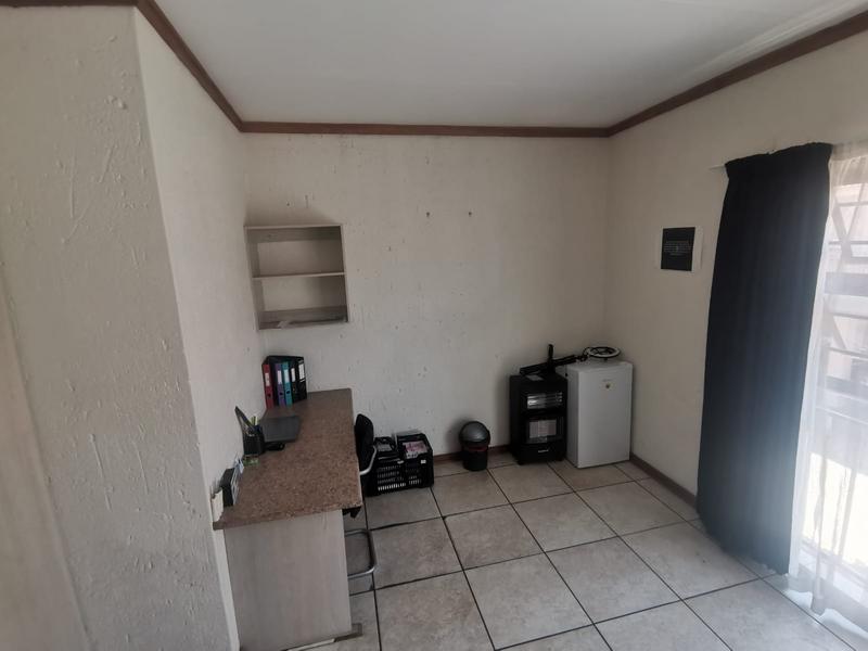 To Let 2 Bedroom Property for Rent in Die Bult North West